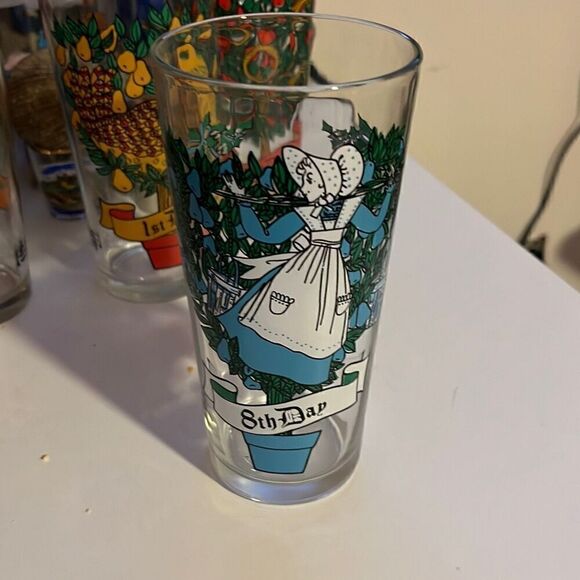 Pepsi The Twelve Days of Christmas-8 Glasses - Picture 6 of 9